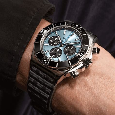 breitling chronomat b01 stahl schwarz mit leder schwarz|Breitling Chronomat b01 automatic.